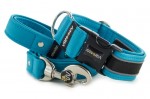 Collar Reflex Dark Cyan II with a leash