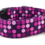 Collar Violet Dots - Detail of the pattern